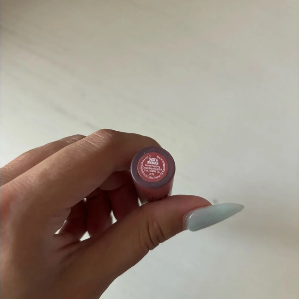 NWOT Too faced Lip Injection Power Plumping Cream Longwear Liquid Lipstick